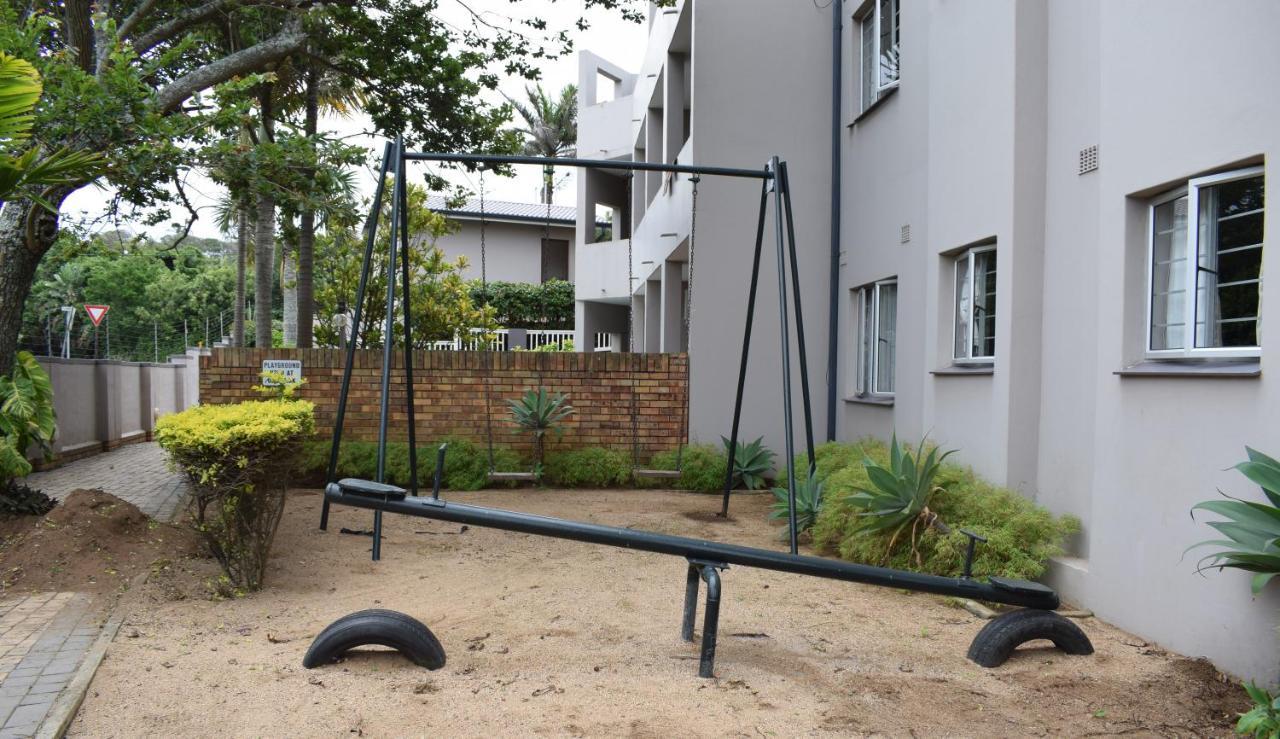 Sunrise Beach Resort Amanzimtoti Exterior photo