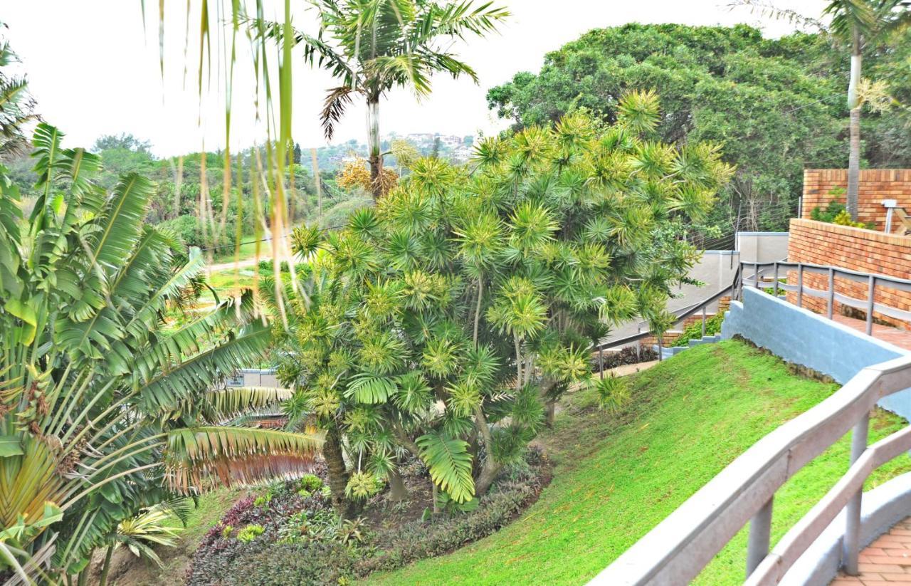 Sunrise Beach Resort Amanzimtoti Exterior photo