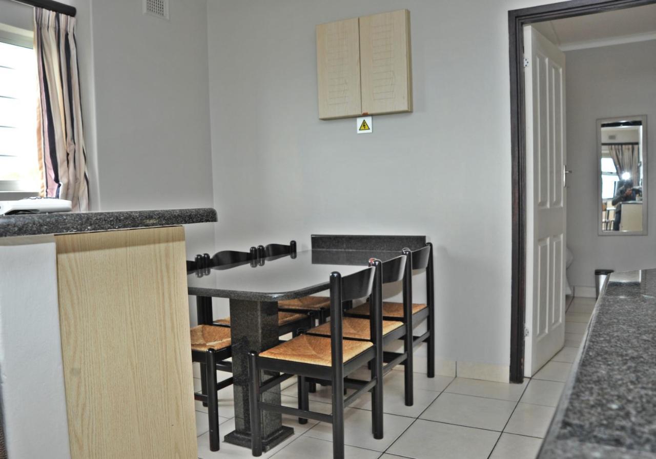 Sunrise Beach Resort Amanzimtoti Exterior photo