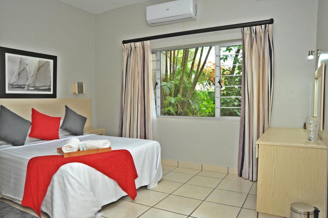 Sunrise Beach Resort Amanzimtoti Exterior photo
