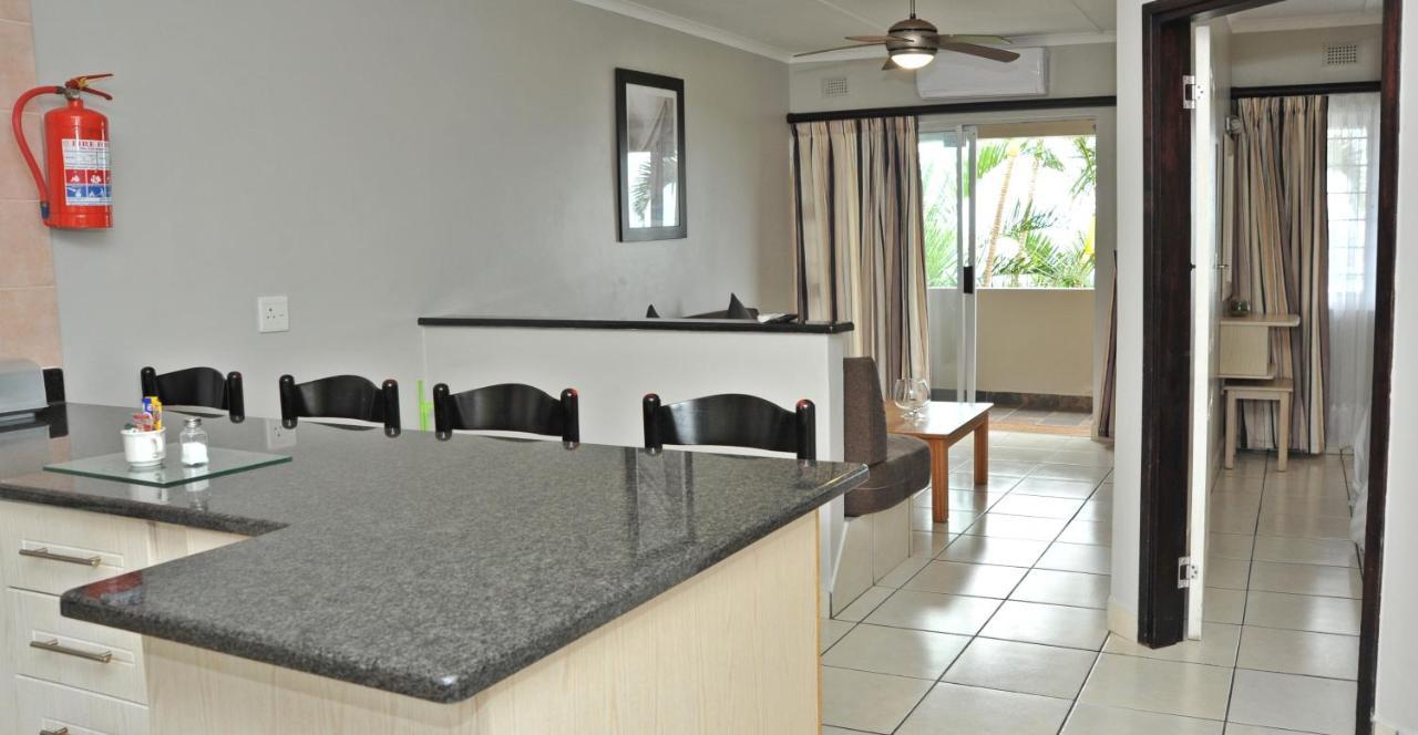 Sunrise Beach Resort Amanzimtoti Exterior photo