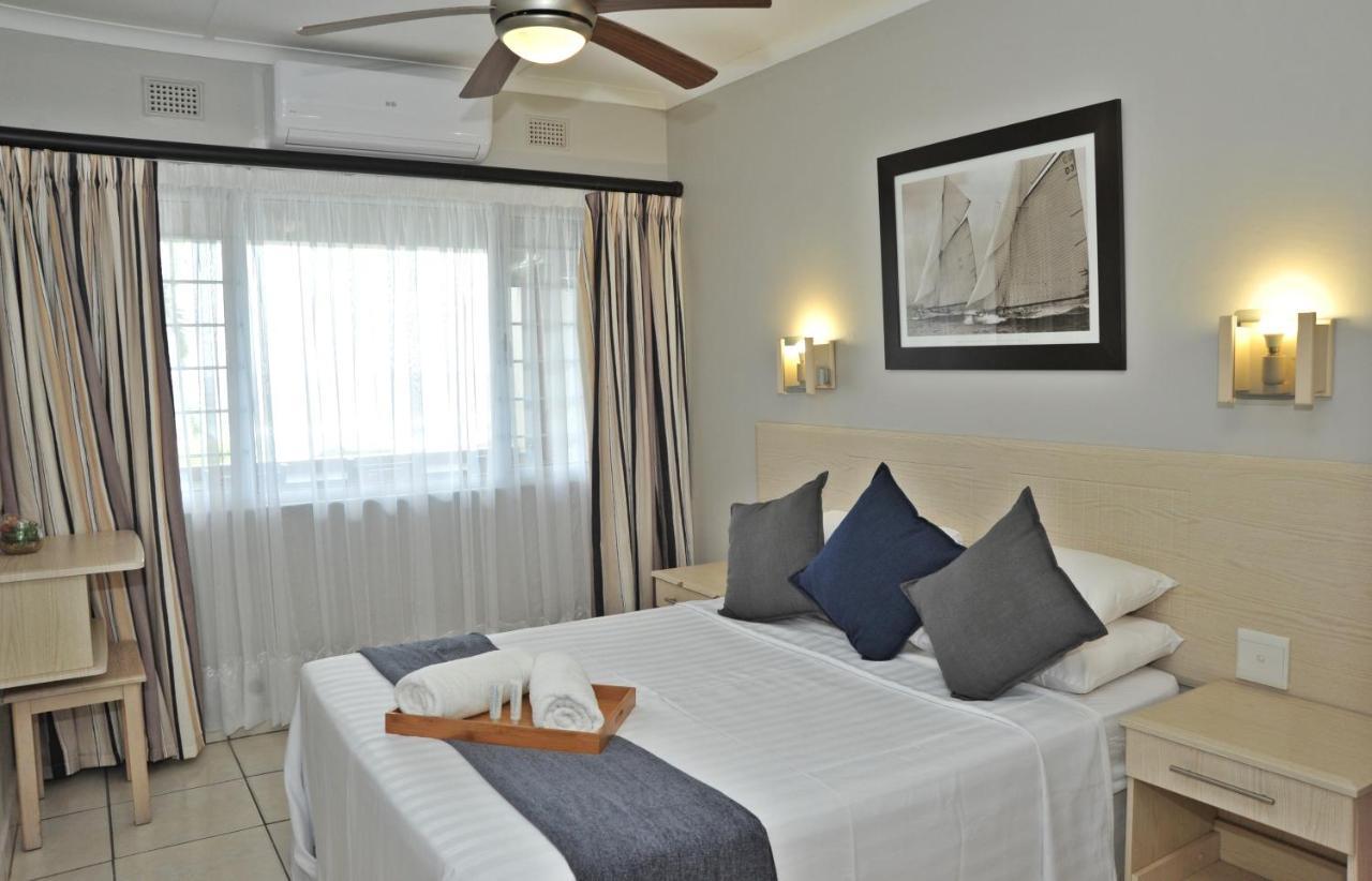 Sunrise Beach Resort Amanzimtoti Exterior photo